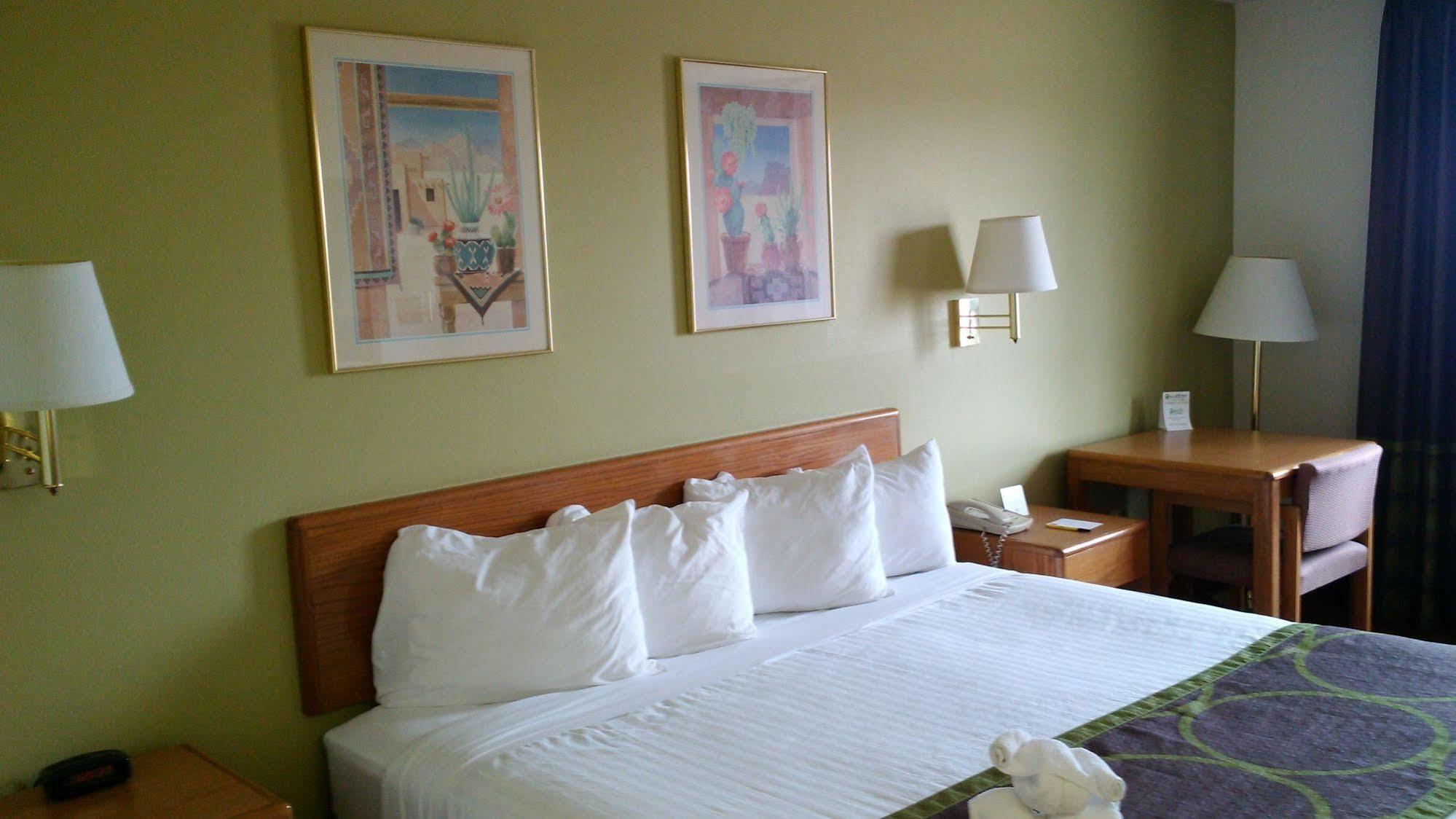 Rodeway Inn & Suites Verona Luaran gambar